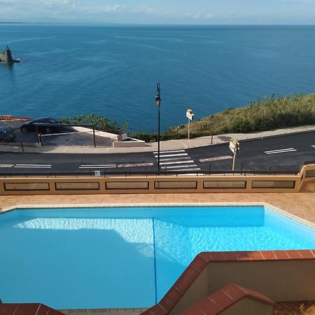 Location Vue Mer Du Samedi Au Samedi, Clim, Parking, Piscine, Plage Collioure Zewnętrze zdjęcie
