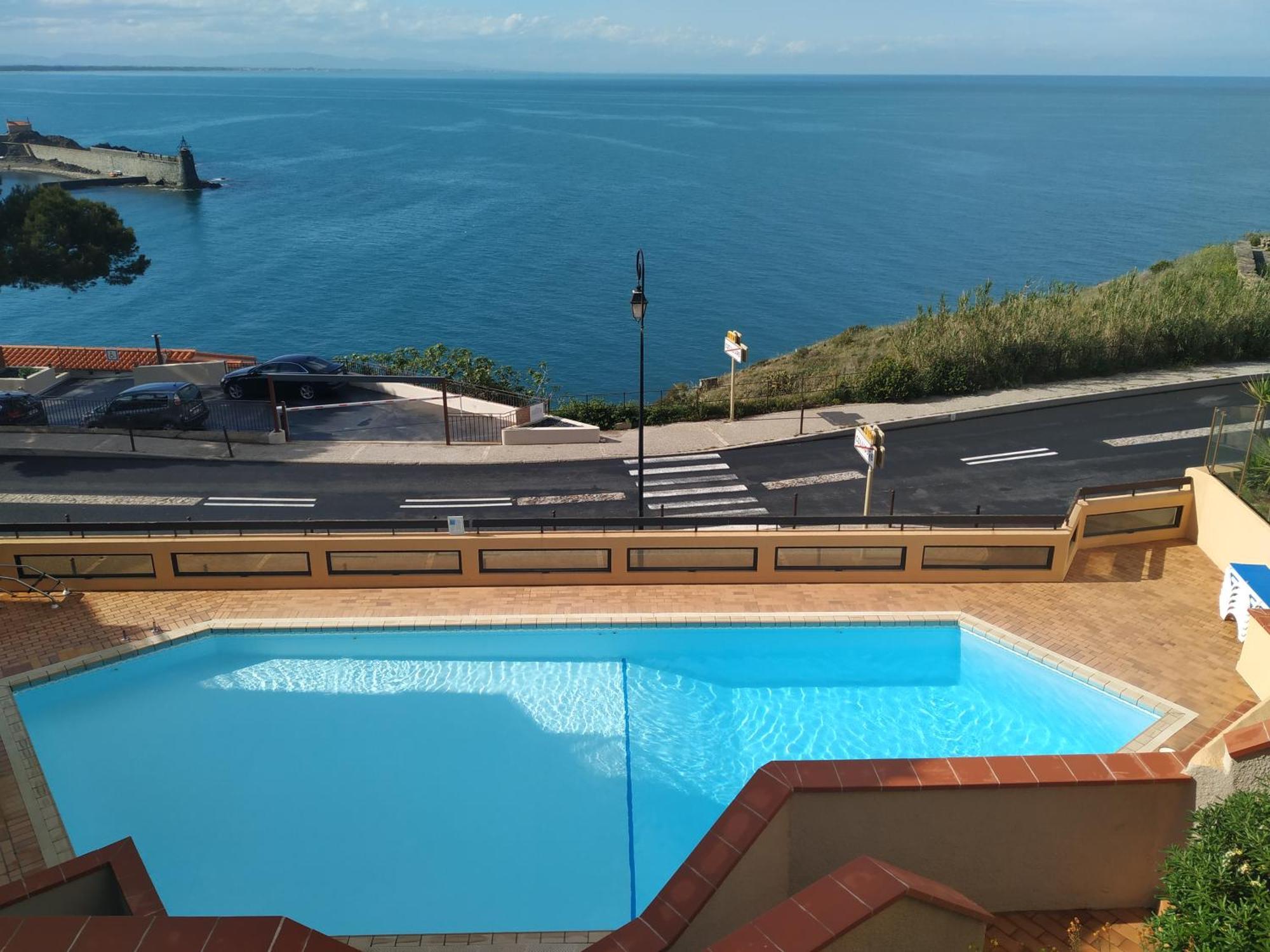 Location Vue Mer Du Samedi Au Samedi, Clim, Parking, Piscine, Plage Collioure Zewnętrze zdjęcie